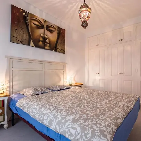 Sol Y Mar * طوستا ديل سيلونثيو